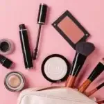 مكياج وادوات التجميل 