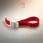 تجهيزات وأثاث العيادة