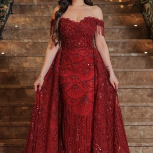 فستان Lara سهرة فخم بلون أحمر براق