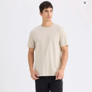 تيشيرت بيزك