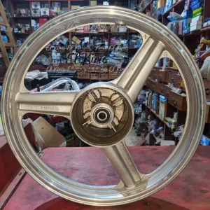 جنط خلفى هوجن 4 حل مكن صحارة 