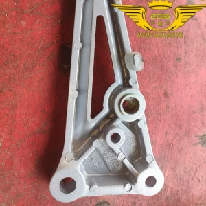 حامل شكمان يمين د 4 صحارة