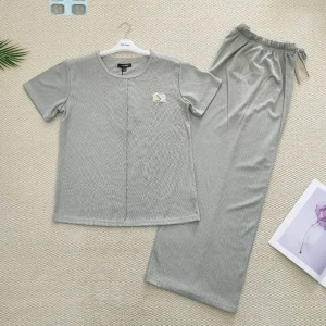 تراك نسائي صيفي