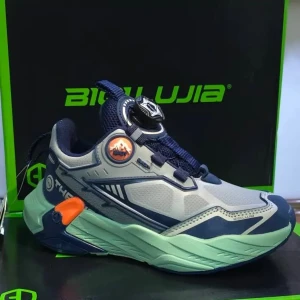 حذاء ولادي اوروبي