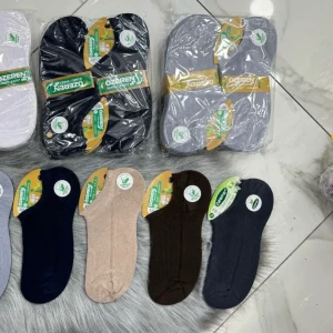 قدم رجالي معطر