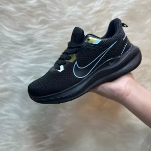 حذاء رجالي Nike