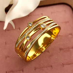 مقاسات صغيره  م ١٤