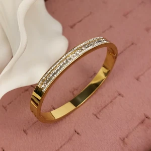مقاسات صغيره  م ١٤