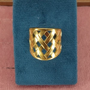 Ss