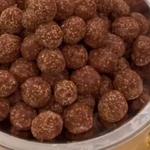 تمر حضرمي بزيت السمسم كيلو 