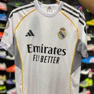 تشرت الريال 2026