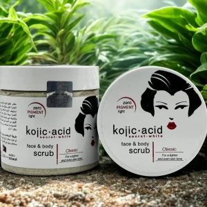 مقشر تفتيح البشرة بحمض الكوجيك للوجه والجسم 500 مل 5280270050485