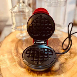 جهاز وافل صغير