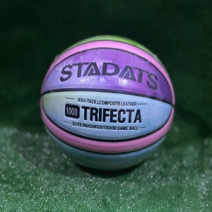 كرة سلة ستاداتس (جلد)