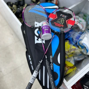 مضرب ريشة FOX