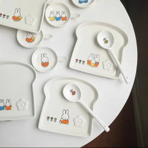 صحون واكواب ميفي