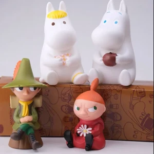 مجسمات لشخصيات وادي الامان