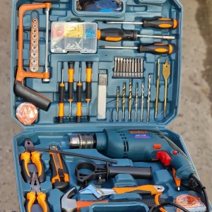 Caisse chighnol BOSCH avec accessoires