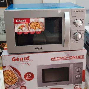 Micro ondes Géant 20L