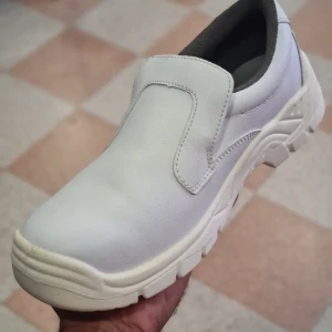 Chaussure de travail alimentaire حذاء عمل 