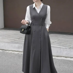 موديل جامعي