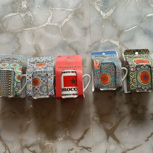 Petit Mug en Céramique aux Motifs Zellige Marocain - Élégance