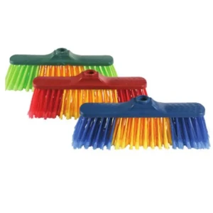 مكانس بألوان مختلفة