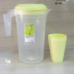 طقم إبريق بلاستك مع أربع أكواب