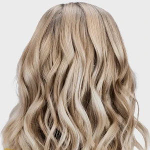 ميديم بلوند