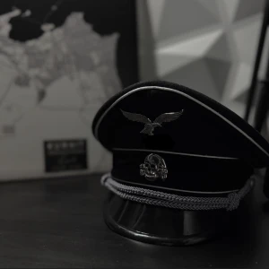 قبعه الكابتن الالماني 