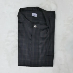 القميص الإماراتي مربعات