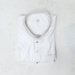 القميص الإماراتي ثلجي