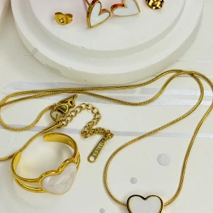 طقم LUMA