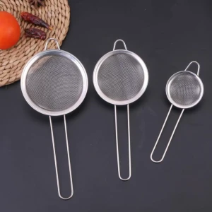 مصفاة ماتشا صغيرة 