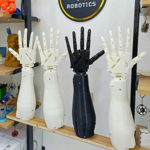 Robot arm inMoov 