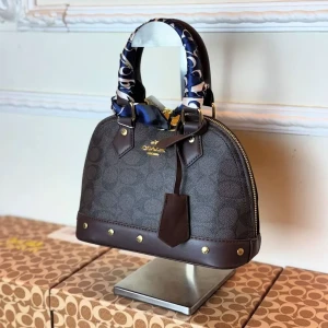 جانتای خانمان Coach سوپەر ماستەر - دیزاینی مۆدێرن
