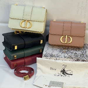 شنطة ديور مونتن 30 Christian Dior