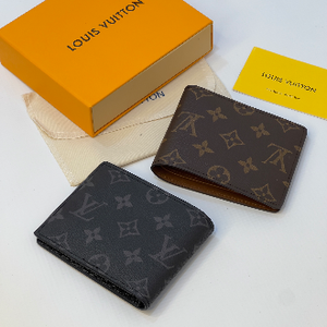 محافظ لويس فيتون LV