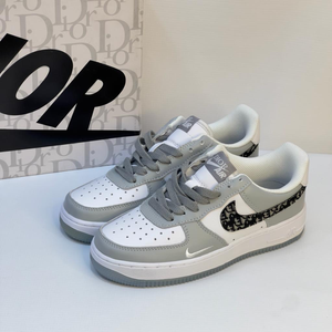 حذاء |  NIKE &amp; DIOR