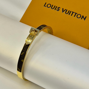 اسوارة | Louis Vuitton 