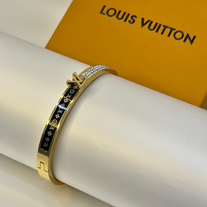 اسوارة | Louis Vuitton 