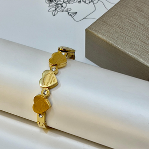 اسوارة |  TIFANY