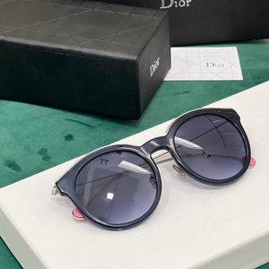 نظارات | DIOR  