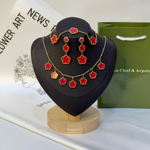 طقم اكسسوار | Van Cleef 