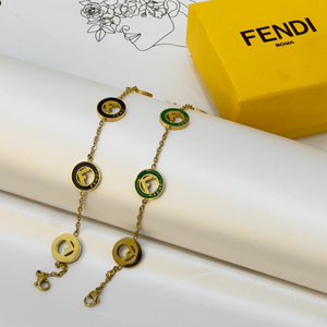 اسوارة |  fendi
