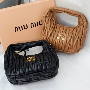 شنطة ميوميو | MIUMIU BAG 