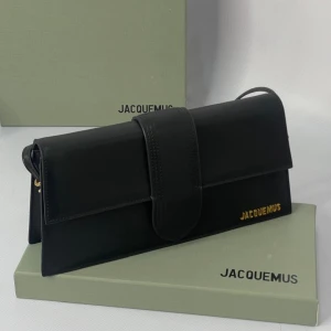 شنطة جاكموس | JACQEMUS 