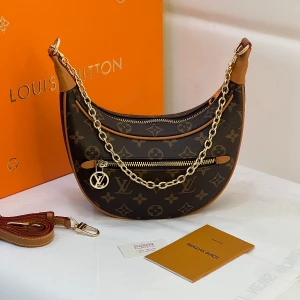 شنطة لوي فيتون | Louis Vuitton Bag 