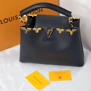 شنطة لوي فيتون | Louis Vuitton Bag 