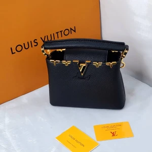 شنطة لوي فيتون | Louis Vuitton Bag 